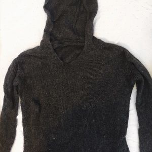 Brandy Melville hooded sweater